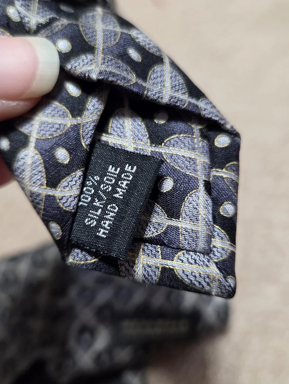 Alexander Lloyd Mens Tie Silk 63in Long Dezigner Luxury Navy Gold Office